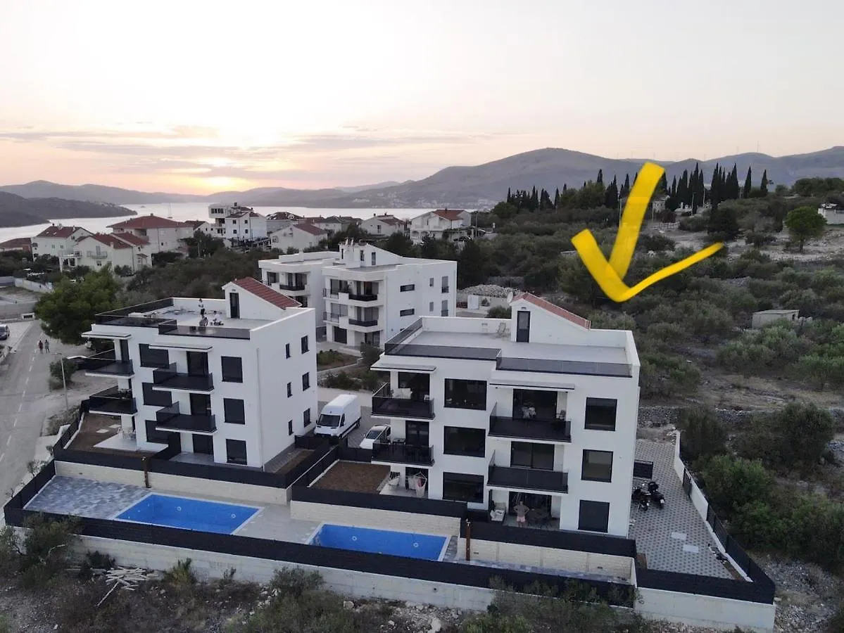 Cozy Loft Studio With Rooftop Seaview & Pool Okrug Gornji